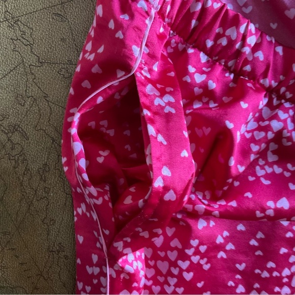 Victoria Secret red with hearts satin pyjamas - Picture 7 of 15